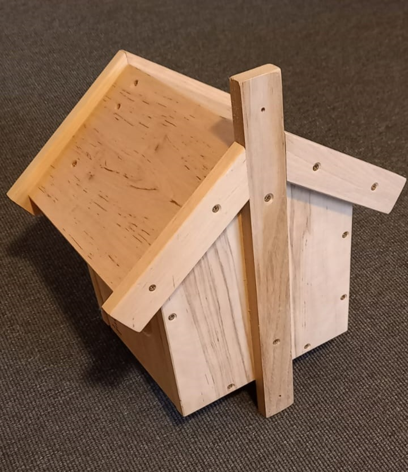 Eichhörnchenhaus natur