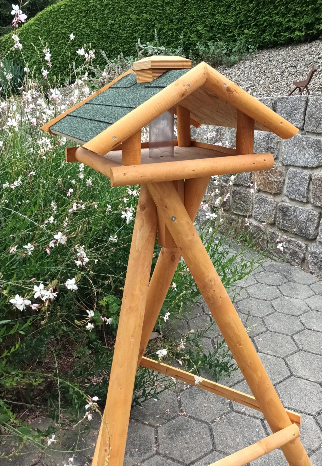 Futterhaus Zaunkönig mit Silo grün