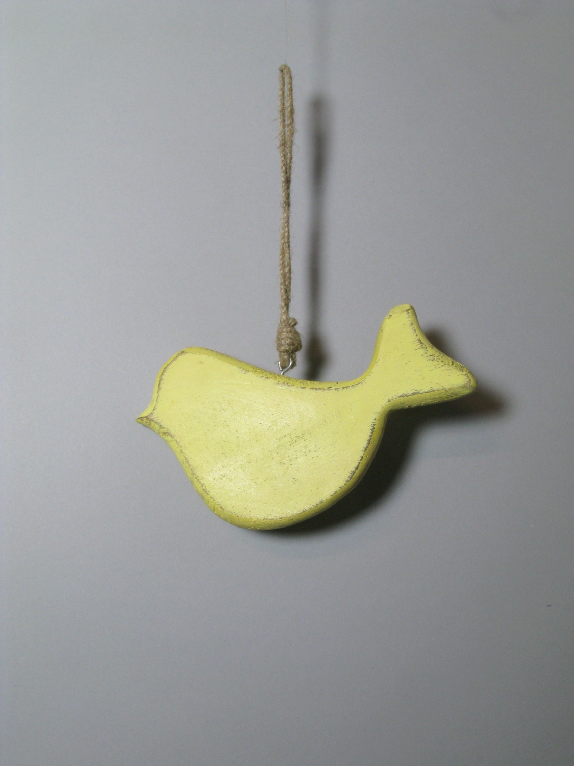 Holzvogel zum aufhängen gelb